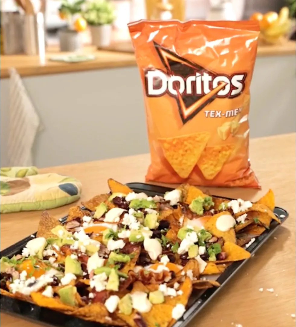 SPAIN_Doritos%20Loaded%20Huevos%20Rotos.jpg