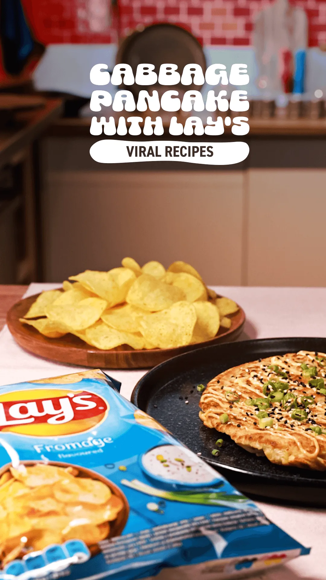 PCO260005_HU_Jun_14_LAYS_Cabbage_Pancake_GL_9x16_v00.00_00_01_00.Still001.png